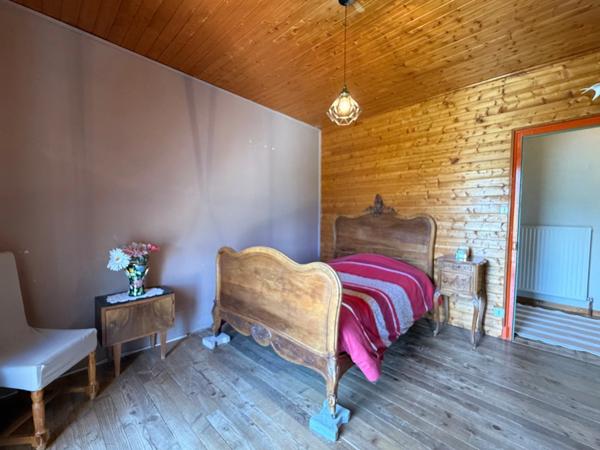 Appartement à vendre 6 pièces AGNIERES EN DEVOLUY (05) avec garage et jardin