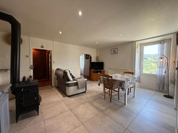 Appartement à vendre 6 pièces AGNIERES EN DEVOLUY (05) avec garage et jardin