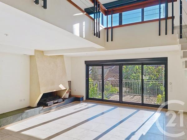 Appartement T5 à vendre  5 pièces - 176,80 m2 COMMERCY - 55