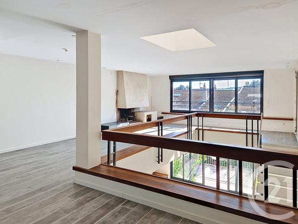 Appartement T5 à vendre  5 pièces - 176,80 m2 COMMERCY - 55