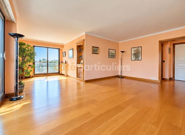 Vente
                Appartement94 m² - 5 Pièces -
                    SAINT GERMAIN EN LAYE (78100)
