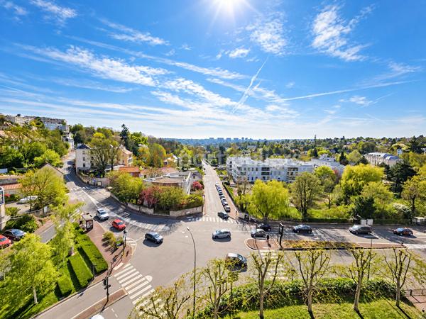 Vente
                Appartement94 m² - 5 Pièces -
                    SAINT GERMAIN EN LAYE (78100)