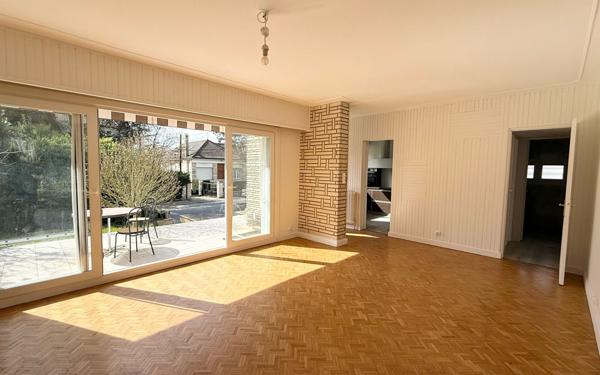 Maison à vendre    3 pièces • 90 m2 Le Plessis-Trévise