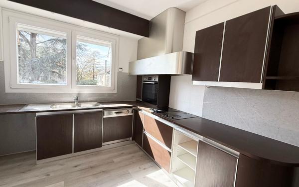 Maison à vendre    3 pièces • 90 m2 Le Plessis-Trévise