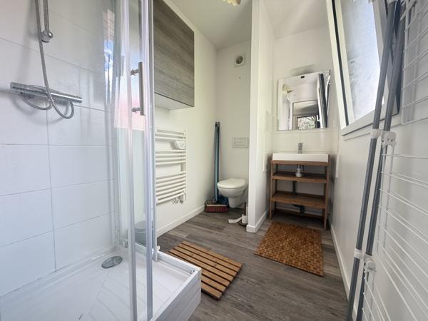 STUDIO MEUBLÉ ET ÉQUIPÉ – PROCHE BELLE-BEILLE ET FACULTÉS – ANGERS Détails des diagnostics énergétiques