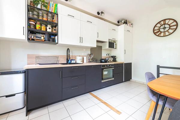 Duplex parc Maisons Laffitte 3 pièce(s) 2 chambres jardin parfait état 399 000 € **  - Référence  4670