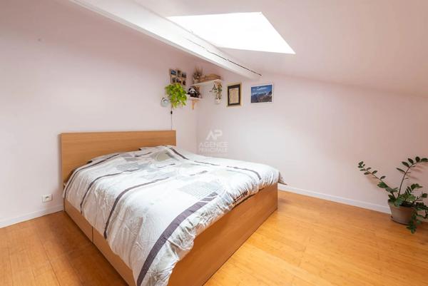 Duplex parc Maisons Laffitte 3 pièce(s) 2 chambres jardin parfait état 399 000 € **  - Référence  4670