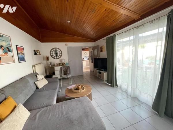 Maison familiale avec piscine et possibilité de deux logements – Quartier recherché