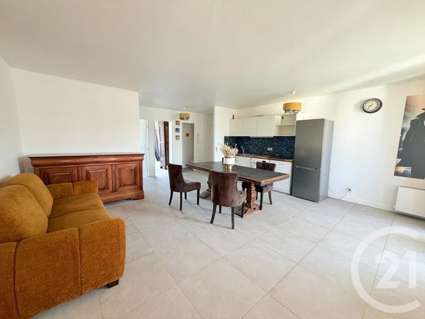 Appartement F3 à vendre  3 pièces - 61 m 2   VILLEMOMBLE  - 93