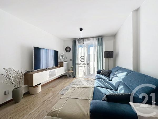 Appartement F3 à vendre  3 pièces - 61 m 2   VILLEMOMBLE  - 93