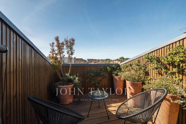 SAINT GENES APPARTEMENT 3 PIECES TERRASSE