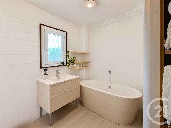 Appartement F4 à vendre  4 pièces - 102,12 m2 ST FLORENT - 202