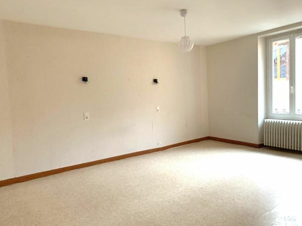 Appartement à louer    3 pièces • 55,37 m2 Marcillac-Vallon