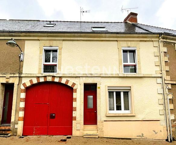 Bellevigne en Layon - Maison familiale ancienne avec jardin en coeur de village à seulement 25 minutes du sud d'Angers