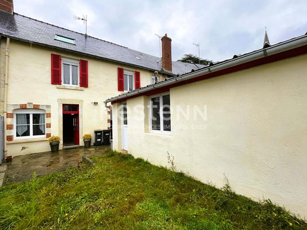 Bellevigne en Layon - Maison familiale ancienne avec jardin en coeur de village à seulement 25 minutes du sud d'Angers