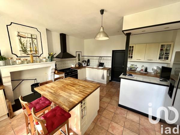 Maison à vendre 7 pièces 215 m² Ambarès-et-Lagrave