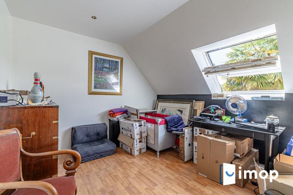 Maison familiale avec piscine et beaux volumes – Terrain de 1135 m²