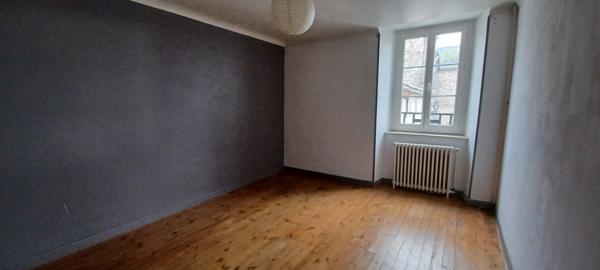 Immeuble 13 pièces - 316 m²