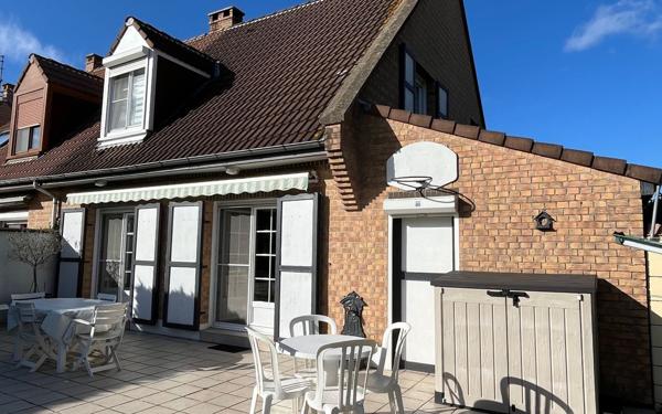 Maison à vendre    4 pièces • 95 m2 Hazebrouck