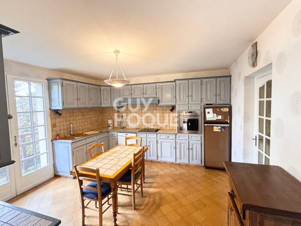 Propriété d'exception sur les hauteurs de Ruy-Montceau ? 171 m² habitables, 1 200 m² de terrain