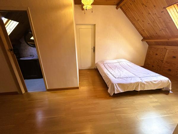MAISON INDIVIDUELLE VIVABLE DE PLAIN-PIED SUR S/S - 3 CHAMBRES+ - JARDIN CLOS