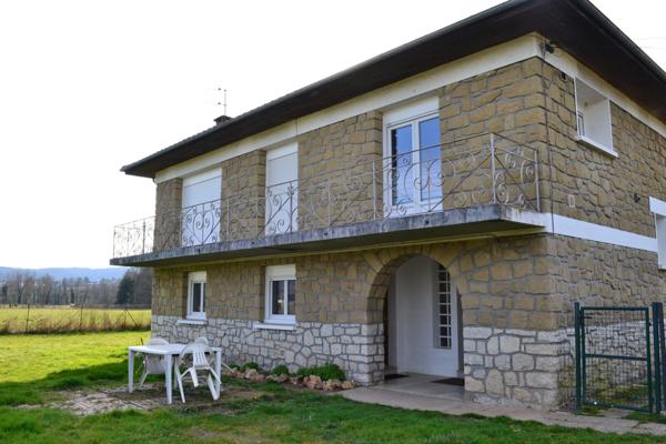 Maison pierres de 7 pièces SAINT PANTALEON DE LARCHE