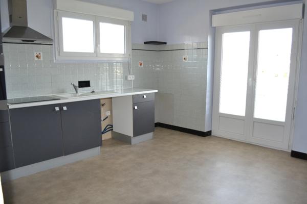 Maison pierres de 7 pièces SAINT PANTALEON DE LARCHE