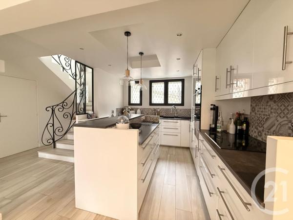 Maison à vendre  6 pièces - 155,33 m2 FONTENAY SOUS BOIS - 94