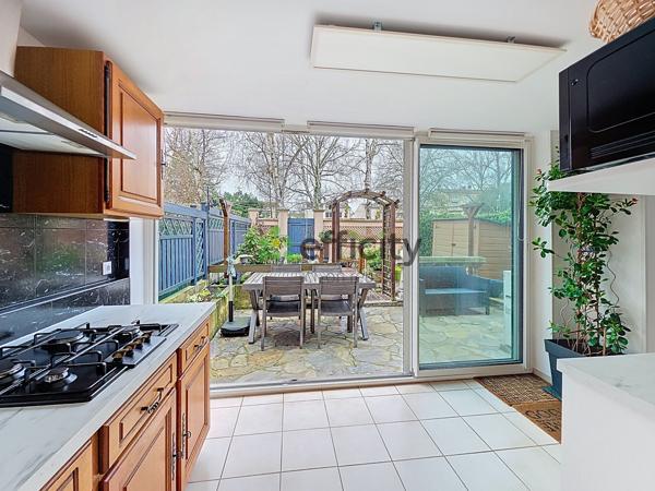 Maison 6 pièces - 95 m² Exclusivité efficity