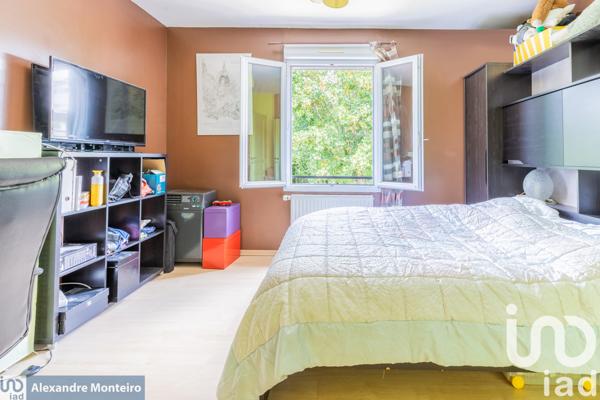 Maison à vendre 8 pièces 180 m² Mandres-les-Roses