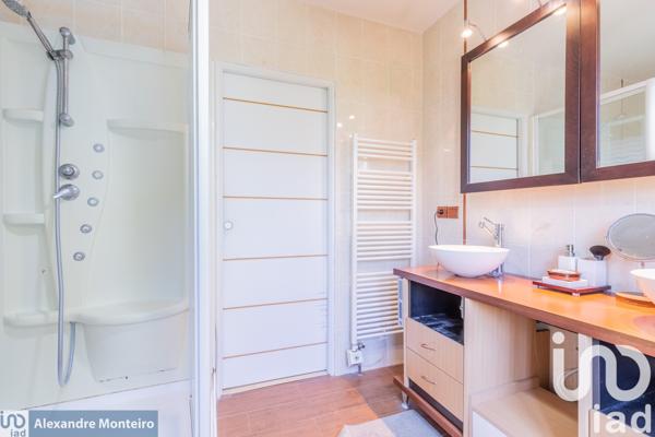 Maison à vendre 8 pièces 180 m² Mandres-les-Roses