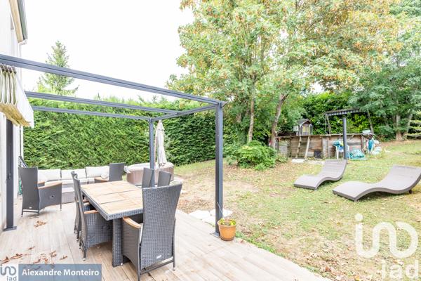 Maison à vendre 8 pièces 180 m² Mandres-les-Roses