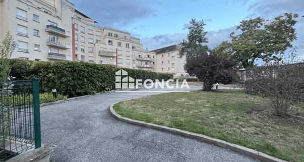 Location Appartement 3 pièces 61.86 m² - Verneuil-sur-seine 78480