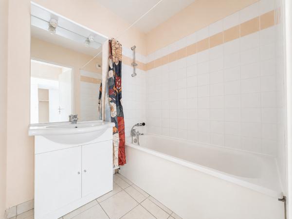 T2 avec balcon et parking en résidence sécurisée !
