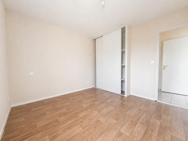 T2 avec balcon et parking en résidence sécurisée !