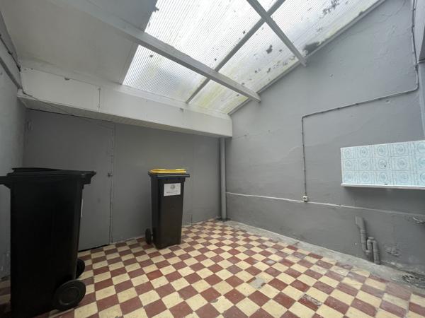 Lillers - Maison de ville d'environ 60m² offrant,