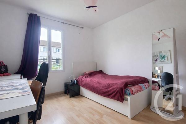 Maison à vendre  6 pièces - 90,35 m2 CHAMPS SUR MARNE - 77