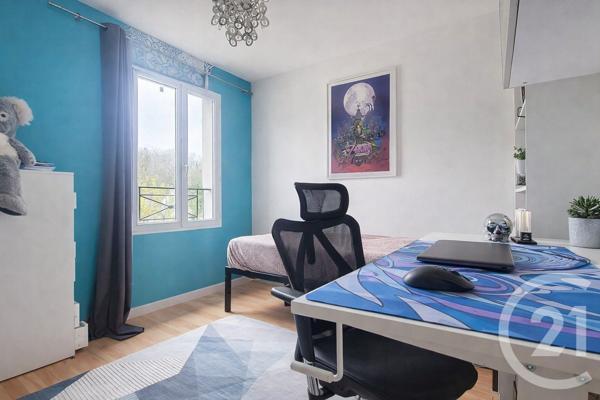 Maison à vendre  6 pièces - 90,35 m2 CHAMPS SUR MARNE - 77