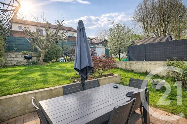Maison à vendre  6 pièces - 90,35 m2 CHAMPS SUR MARNE - 77