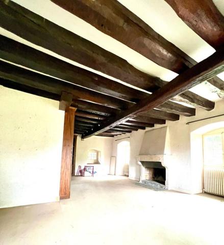 73100-Manoir historique,ancien château Mouxy  (comtes de LOCHE ) + terrain 8484 m2  + option de construire 2 lots