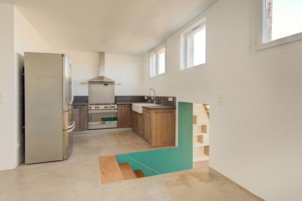 Marseille (13007) // Maison avec terrasses, cour, atelier et studio indépendant – Vue imprenable sur la Bonne Mère//