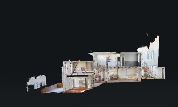 Marseille (13007) // Maison avec terrasses, cour, atelier et studio indépendant – Vue imprenable sur la Bonne Mère//