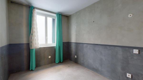 Marseille (13007) // Maison avec terrasses, cour, atelier et studio indépendant – Vue imprenable sur la Bonne Mère//