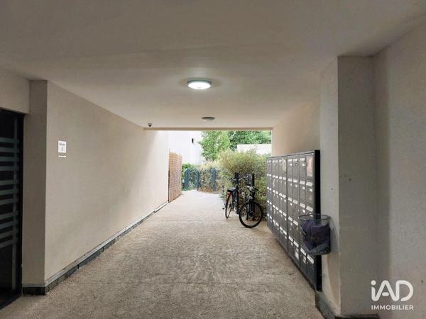 Location appartement 3 pièces 66 m² Aubervilliers