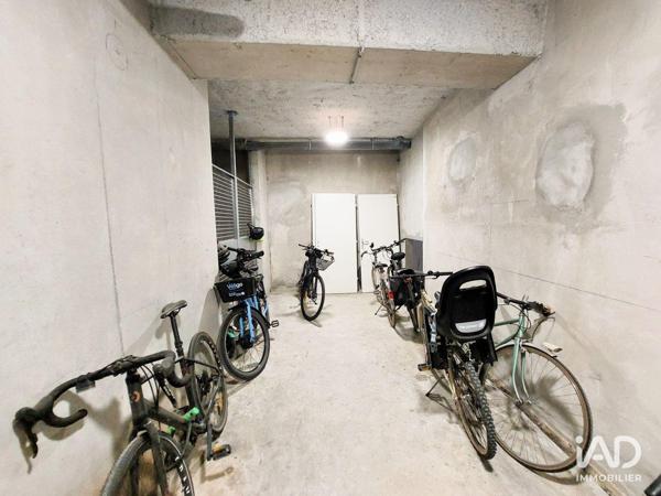 Location appartement 3 pièces 66 m² Aubervilliers