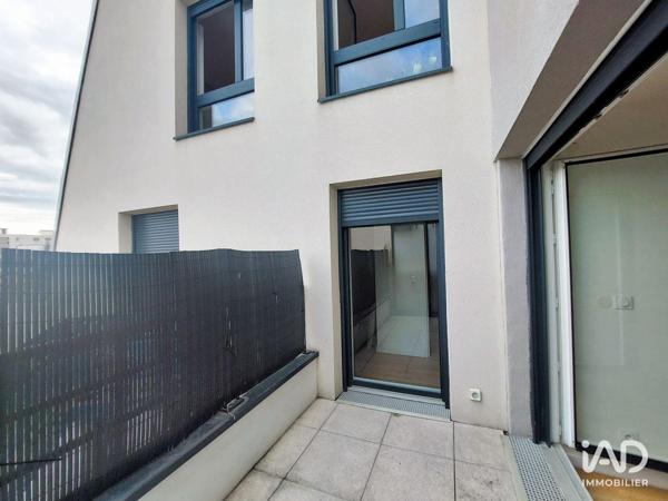 Location appartement 3 pièces 66 m² Aubervilliers