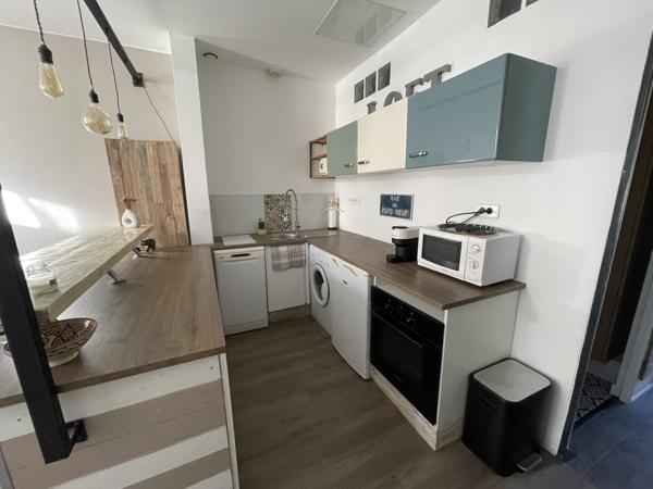 Appartement
                                                                                                                                                                                                                                                                                                                        3 pièce(s)                                                                                                                                                                                                          2 chambre(s)                                                                                                                                                                                                          48.64  m²