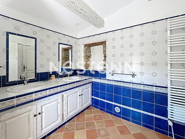 A VENDRE BASTIDE D'EXCEPTION EN PIERRE - VIDAUBAN