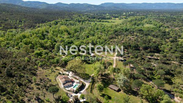 A VENDRE BASTIDE D'EXCEPTION EN PIERRE - VIDAUBAN