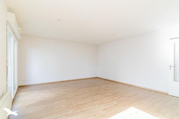 Appartement à vendre 189 000 € Bègles 3 p 65 m² DPE D